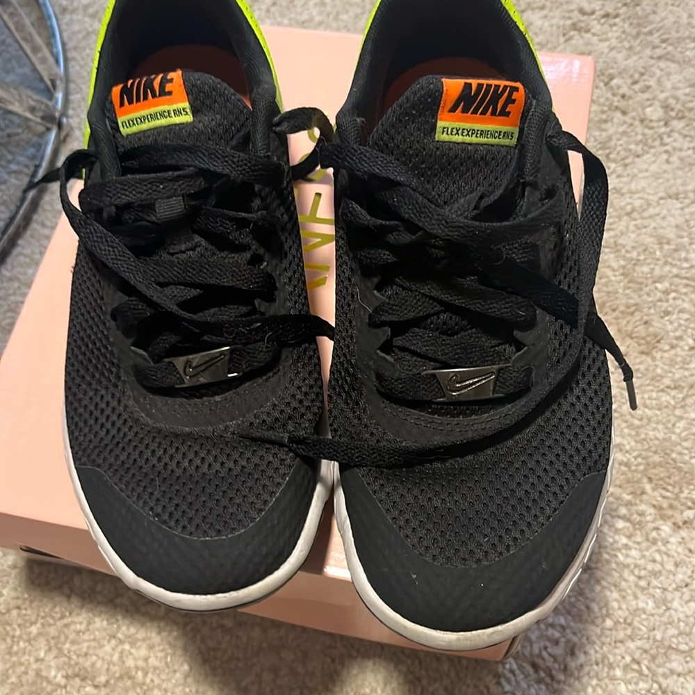Nike sneakers flex experience RNS